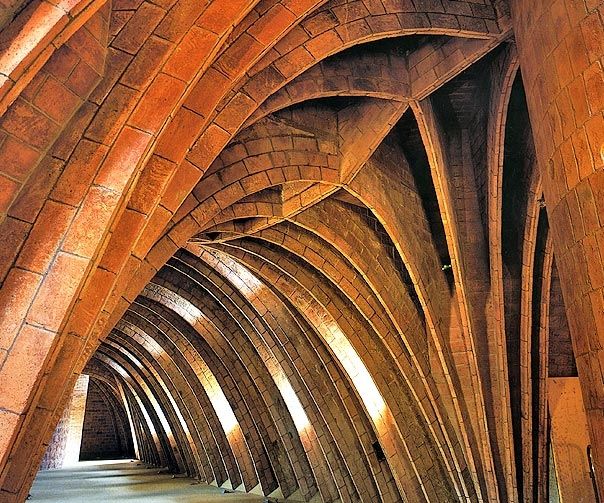 Barcelona, Catalan, Catalunya, Sagrada, gaudi, vaults, bricks