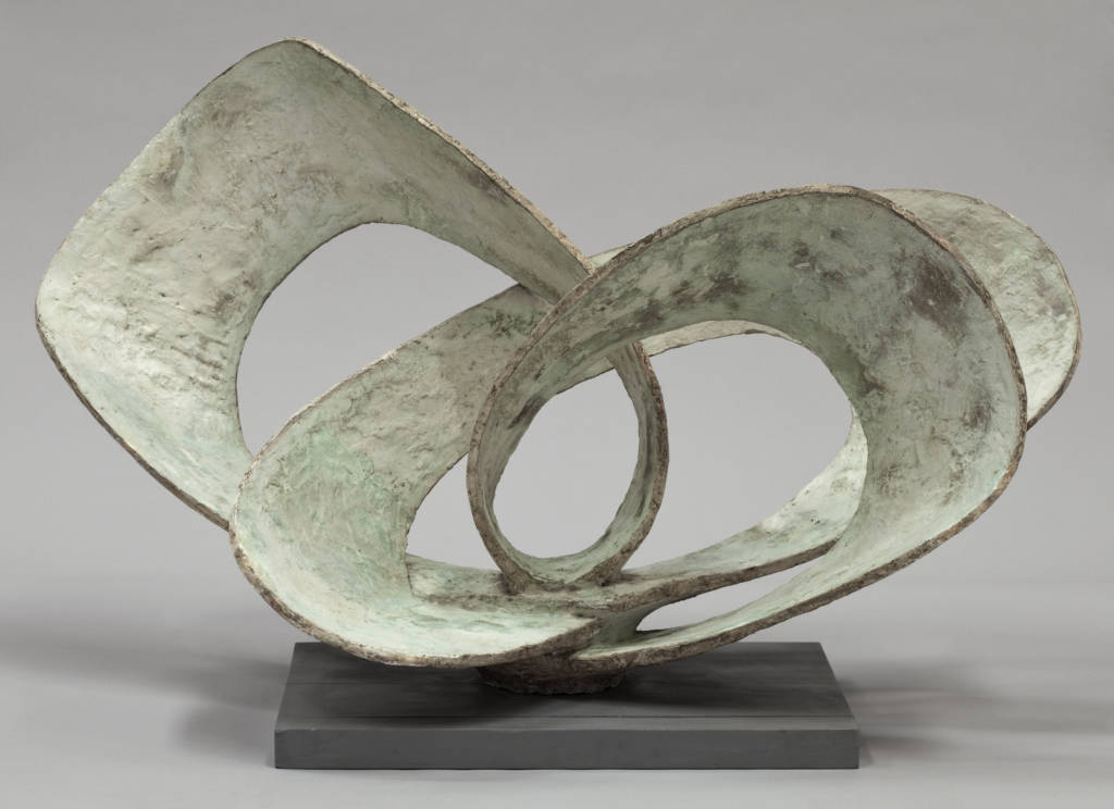Barbara Hepworth, Curved Forms (Pavan), 1956. Impregnated plaster, painted, on an aluminium armature 52 x 80 x 48.5 cm Presented by the artist’s daughters, Rachel Kidd and Sarah Bowness, through the Trustees of the Barbara Hepworth Estate and the Art Fund © Bowness. Photo: Jerry Hardman-Jones