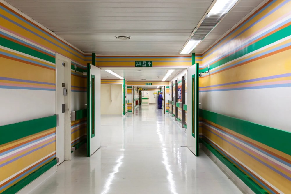 Bridget Riley, Mural on 8th Floor of St Mary’s Hospital, London, 2014. BBC iPlayer, Kirsty Wark.