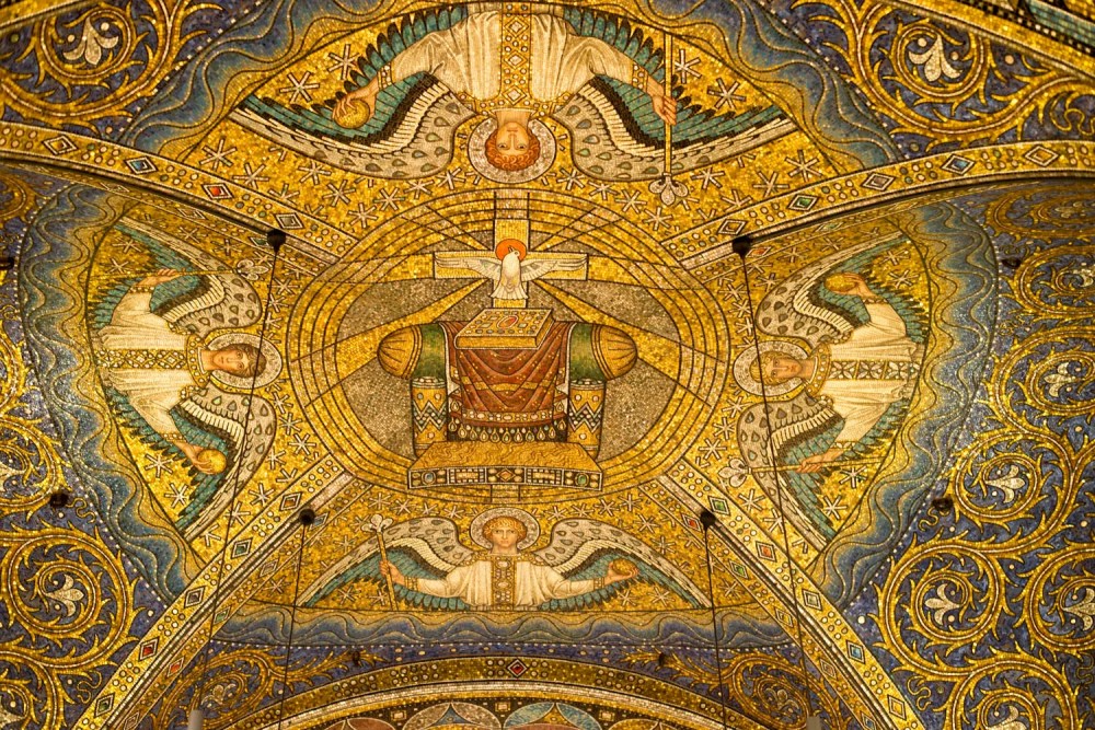 Mosaic vault of the Octagon at Aachen Cathedral, Aachen, Germany.